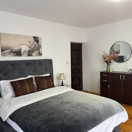 פודגוריצה Apartmani Breze מראה חיצוני תמונה