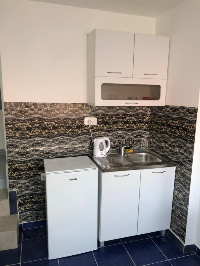 פודגוריצה Apartmani Breze מראה חיצוני תמונה