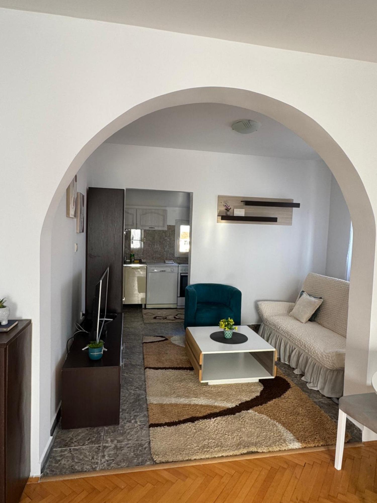 פודגוריצה Apartmani Breze מראה חיצוני תמונה