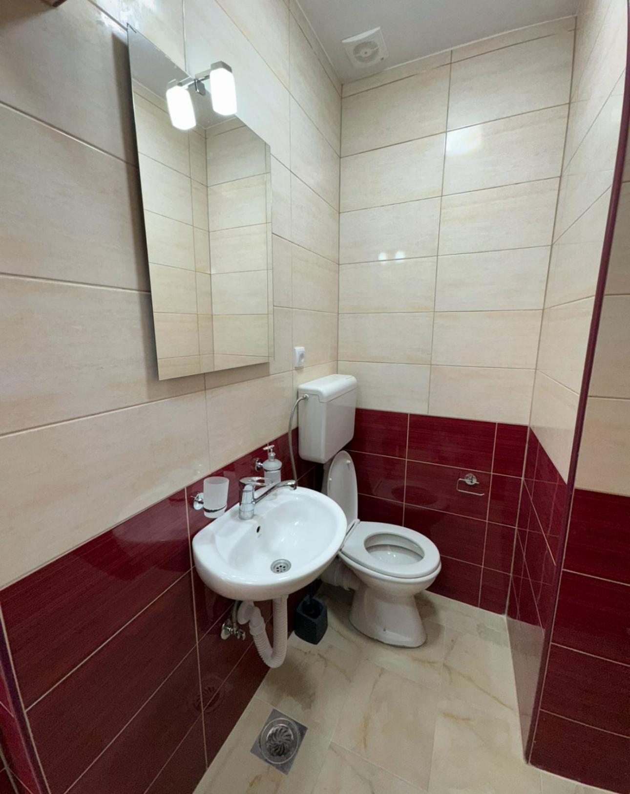 פודגוריצה Apartmani Breze מראה חיצוני תמונה