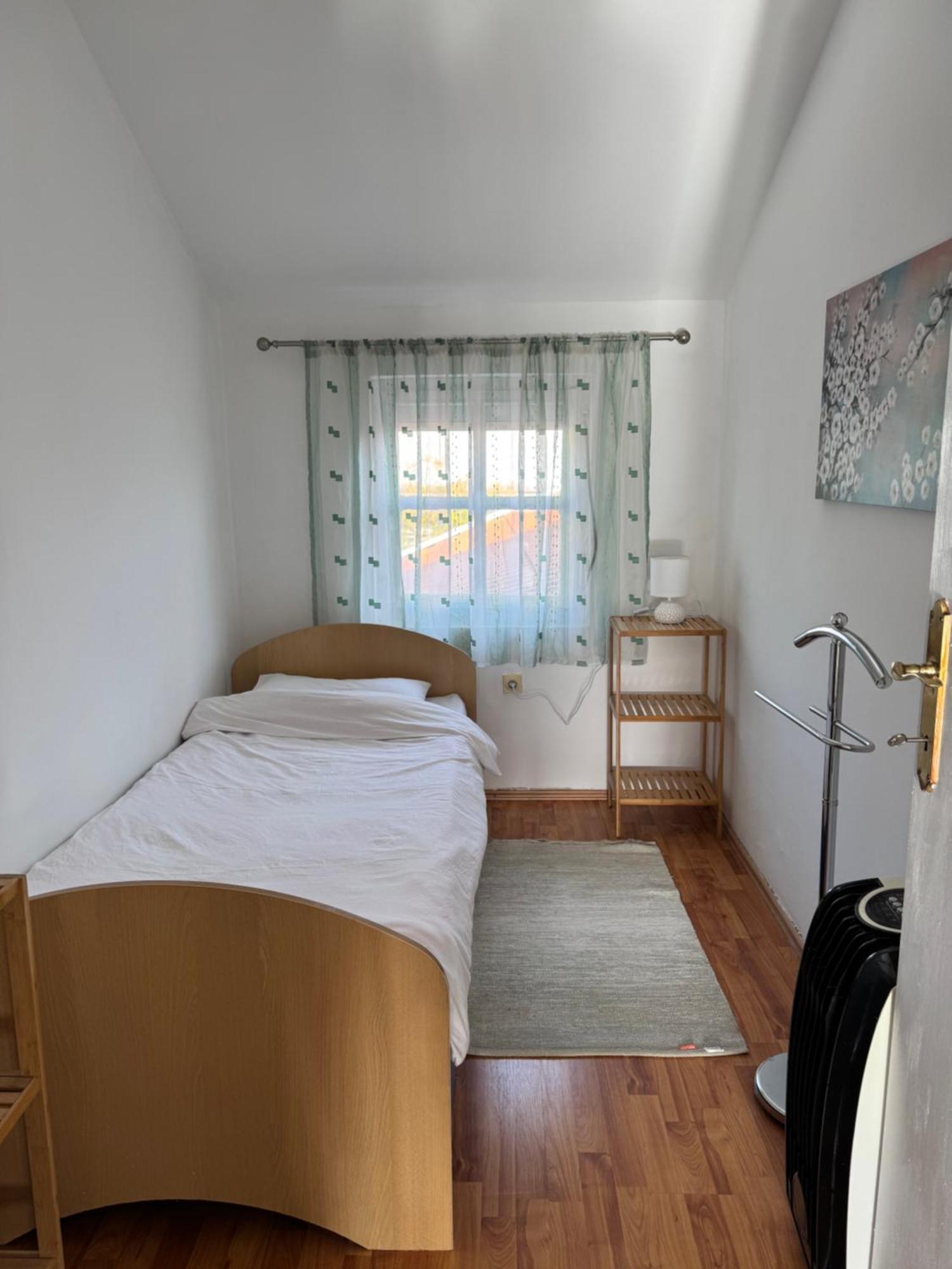 פודגוריצה Apartmani Breze מראה חיצוני תמונה